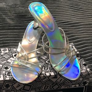 Women’s Neon shade Sandals Size 9